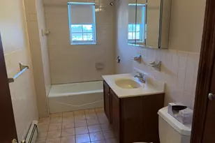 8 Summer St, Boston, MA 02132 - Photo 16