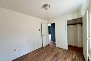 1 1/2 Cherry St, Pittsfield, MA 01201 - Photo 12