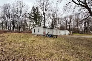 1 1/2 Cherry St, Pittsfield, MA 01201 - Photo 4