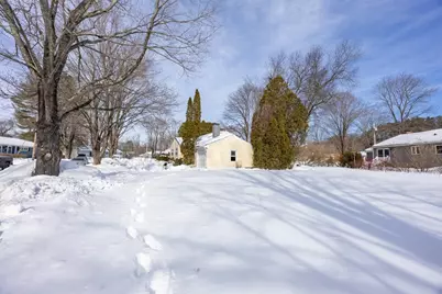 14 Bradford Rd, Hamilton, MA 01982 - Photo 4