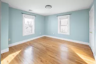 6 Porter St, Woburn, MA 01801 - Photo 18