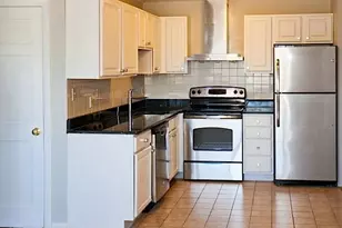 14 Murdock St, Somerville, MA 02144 - Photo 1