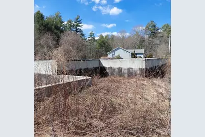 1256 N Hixville Rd, Dartmouth, MA 02747 - Photo 4