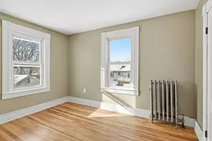 81 Chestnut St, West Springfield, MA 01089 - Photo 18