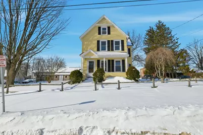 81 Chestnut St, West Springfield, MA 01089 - Photo 2