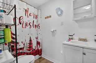 10 Valley Ave, Lynn, MA 01902 - Photo 16