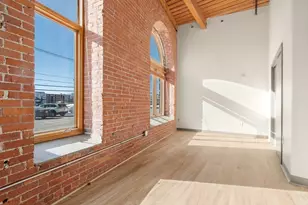 146 Court St, Brockton, MA 02302 - Photo 18