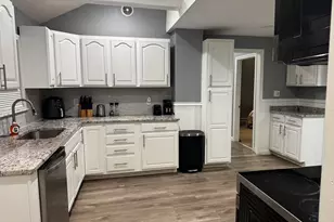 6 Chamberlain Rd, Shrewsbury, MA 01545 - Photo 8