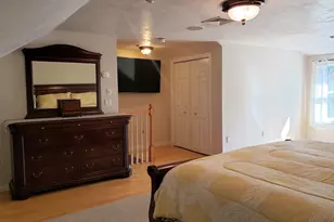 660 Thacher St, Attleboro, MA 02703 - Photo 22