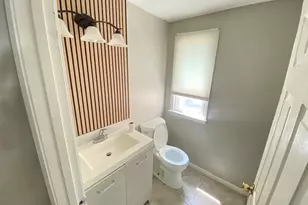 266 Massasoit Rd, Worcester, MA 01605 - Photo 4