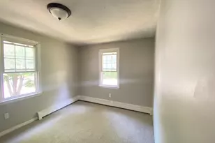 266 Massasoit Rd, Worcester, MA 01605 - Photo 16