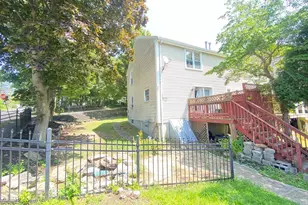 266 Massasoit Rd, Worcester, MA 01605 - Photo 2