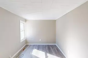 4 Broad St, South Hadley, MA 01075 - Photo 20