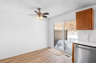 403 Farrwood Dr, Haverhill, MA 01835 - Photo 4