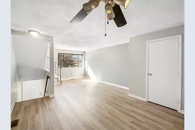 403 Farrwood Dr #403, Haverhill, MA 01835 - Photo 10