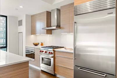 14 W Broadway #507, Boston, MA 02127 - Photo 4