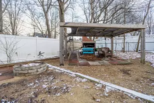 20 Warren St, Fitchburg, MA 01420 - Photo 12