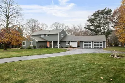 18 High St, Dartmouth, MA 02748 - Photo 4