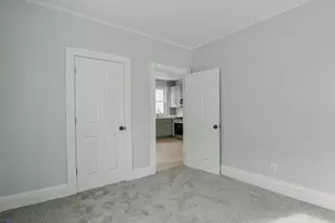 74 Locust St, New Bedford, MA 02740 - Photo 16