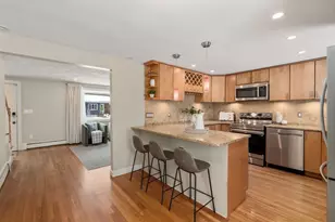 25 Shadow Rd, Melrose, MA 02176 - Photo 12