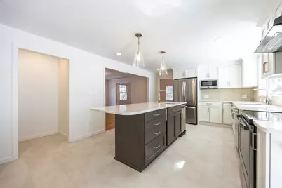 162 Mayfair Dr, Westwood, MA 02090 - Photo 4