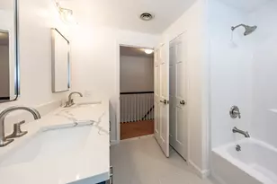 162 Mayfair Dr, Westwood, MA 02090 - Photo 32