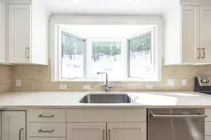 162 Mayfair Dr, Westwood, MA 02090 - Photo 6