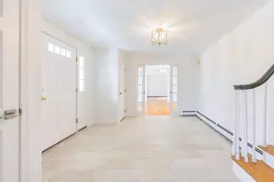 162 Mayfair Dr, Westwood, MA 02090 - Photo 10