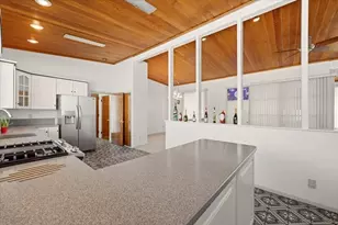 27 Kane St, Fall River, MA 02720 - Photo 10