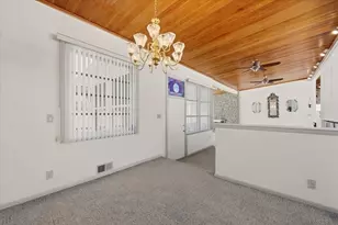 27 Kane St, Fall River, MA 02720 - Photo 18