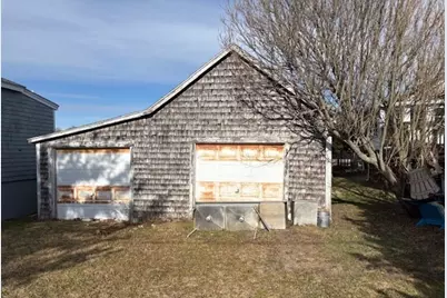 27 Ocean St, Marshfield, MA 02050 - Photo 2