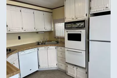 16 First Avenue, Westfield, MA 01085 - Photo 16