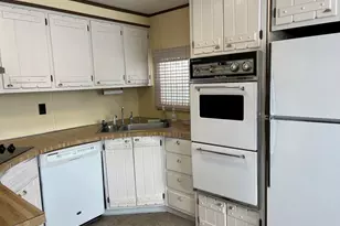 16 1st Ave, Westfield, MA 01085 - Photo 16