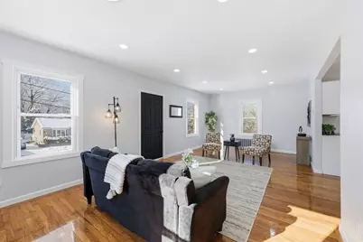 88 Newell St, Chicopee, MA 01013 - Photo 6