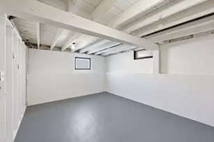 88 Newell St, Chicopee, MA 01013 - Photo 32