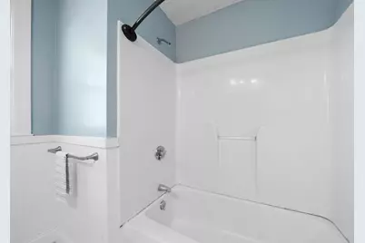 4-6 Sunnyside St, Boston, MA 02136 - Photo 10