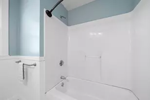 46 Sunnyside St, Boston, MA 02136 - Photo 10