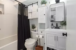 80 Bunker Hill St, Boston, MA 02129 - Photo 22