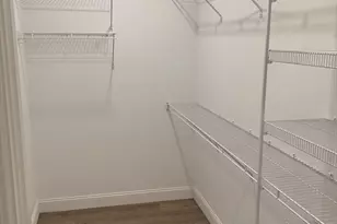 14 Yeamans St, Revere, MA 02151 - Photo 6