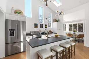 86 Harry Kemp Wy, Provincetown, MA 02657 - Photo 18