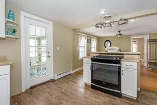 138 Water St, Stoughton, MA 02072 - Photo 8