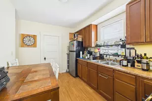 126 Ash St, New Bedford, MA 02740 - Photo 4