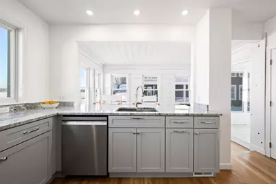 1 Shore Ave, Salem, MA 01970 - Photo 16