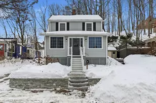 77 Lynde St, Melrose, MA 02176 - Photo 26