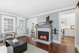 77 Lynde St, Melrose, MA 02176 - Photo 4