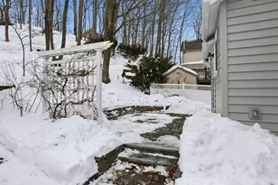 77 Lynde St, Melrose, MA 02176 - Photo 24