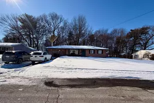 133 Ardsley Cir, Brockton, MA 02302 - Photo 1