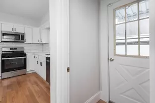 21 Upcrest Rd, Boston, MA 02135 - Photo 14