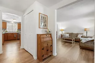 8 Liberty Rd, Medway, MA 02053 - Photo 4