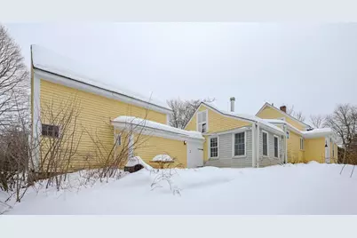 8 Winthrop St, Medway, MA 02053 - Photo 38